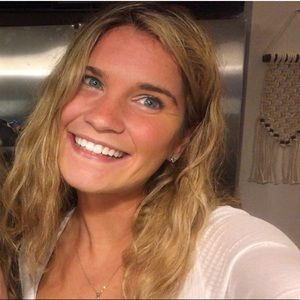 Meet your Posher, Erica